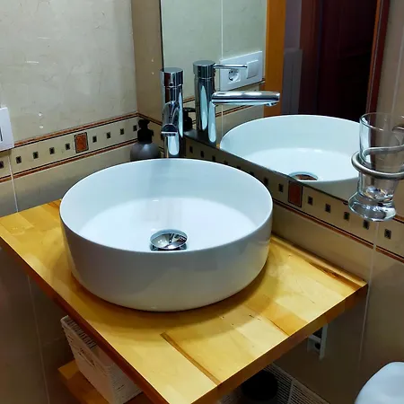 Geminis Wifi Parking Free Appartement
